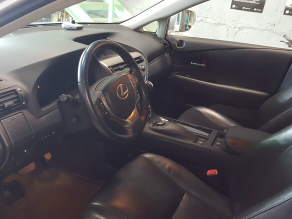 2013 Lexus RX 270 III Рестайлинг, серебристый, 2649000 рублей - вид 17