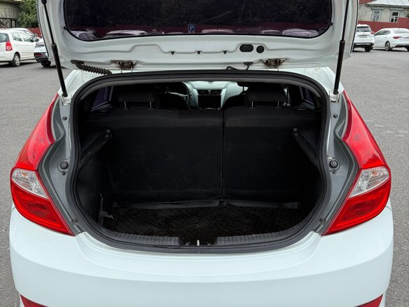 2012 Hyundai Solaris I, белый - вид 13