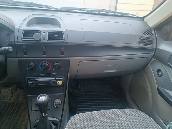 2007 Geely MR, золотистый, 350000 рублей - вид 6
