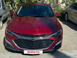 2020 Chevrolet Malibu IX Рестайлинг, красный, 1850000 рублей, вид 2