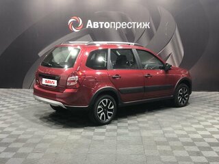 2026 Lada (ВАЗ) Granta Cross I Рестайлинг, красный, 1216000 рублей, вид 5