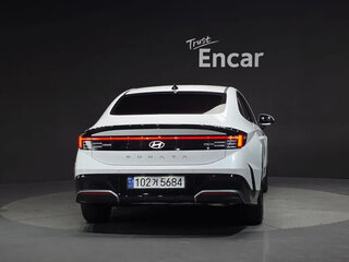 2025 Hyundai Sonata VIII (DN8) Рестайлинг, белый, 3000000 рублей, вид 5