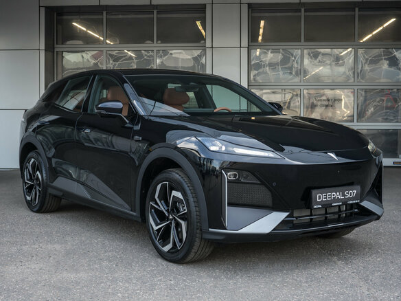 2025 Changan Deepal S07 31.73 kWh I, чёрный, 5289900 рублей - вид 1