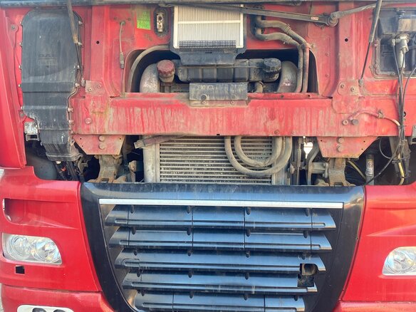 2008 DAF XF 105, красный, 2050000 рублей - вид 3