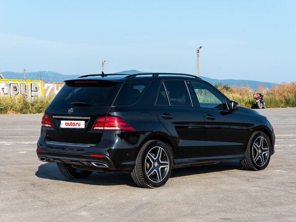 2016 Mercedes-Benz GLE 350 d I (W166), чёрный, 4600000 рублей - вид 2
