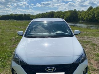 2021 Hyundai Solaris II Рестайлинг, белый, 1890000 рублей, вид 1