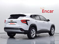2023 Chevrolet Trax II, белый - вид 2