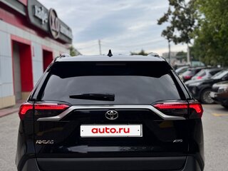 2020 Toyota RAV4 V (XA50), чёрный, 2850000 рублей, вид 5