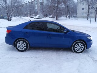 2009 Kia Cerato 4-speed II, синий, 880000 рублей, вид 2