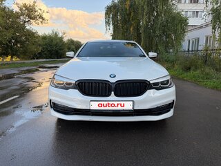 2018 BMW 5 серии 520i VII (G30/G31/G38), белый, 2700000 рублей, вид 2