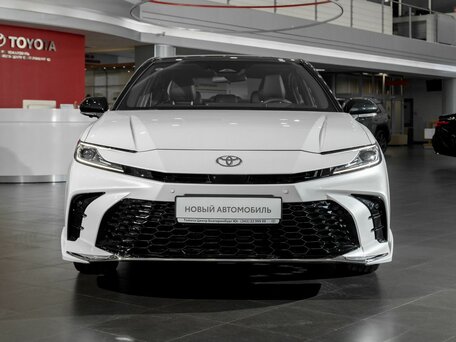 Toyota Camry IX (XV80) China Market