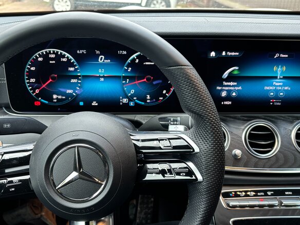 2020 Mercedes-Benz E-Класс 200 V (W213, S213, C238) Рестайлинг, белый - вид 1