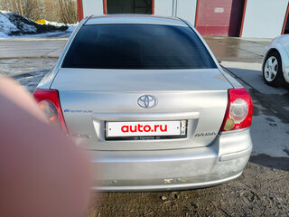 2006 Toyota Avensis II Рестайлинг, серебристый, 600000 рублей, вид 2