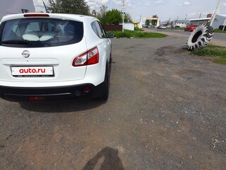 2012 Nissan Qashqai I Рестайлинг, белый, 950000 рублей, вид 4