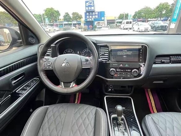 2021 Mitsubishi Outlander III Рестайлинг 3, синий - вид 8