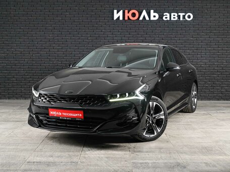Kia K5 III