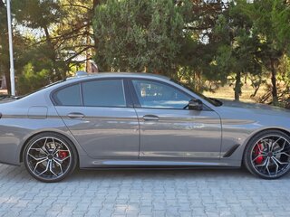 2020 BMW 5 серии 530i xDrive VII (G30/G31/G38) Рестайлинг, серый, 5250000 рублей, вид 4