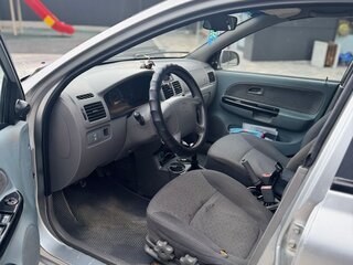 2004 Kia Rio I Рестайлинг, серебристый, 300000 рублей, вид 5