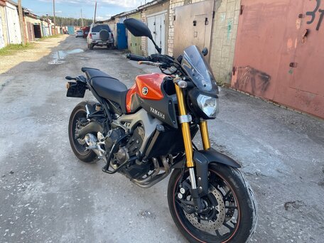 2015 Yamaha MT-09 (FZ-09), оранжевый, 639000 рублей, вид 1
