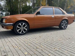 1980 Opel Rekord E, золотистый, 380000 рублей, вид 4