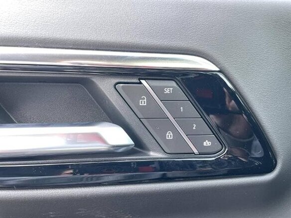 2026 Chevrolet Tahoe V Рестайлинг, серый, 15100577 рублей - вид 24