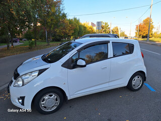 2013 Chevrolet Spark III, белый, 745000 рублей, вид 4