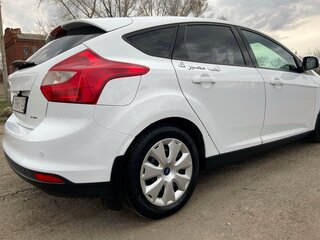 2012 Ford Focus III, белый, 815000 рублей, вид 4
