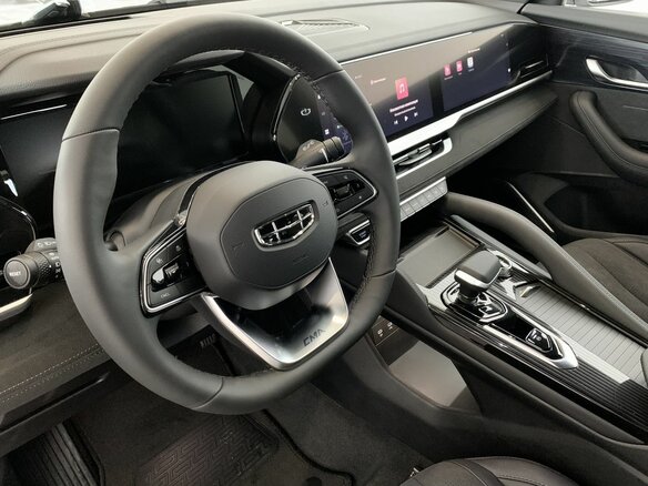 2024 Geely Monjaro I, серебристый, 4899990 рублей - вид 7