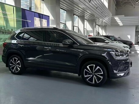2022 Volkswagen Tharu I, серый, 2209400 рублей, вид 3