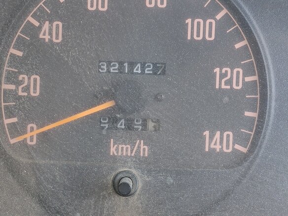 1997 Isuzu Forward (F-Series), белый, 2150000 рублей - вид 5