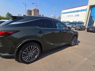 2025 Lexus RX 350 V, зелёный, 9990000 рублей, вид 2