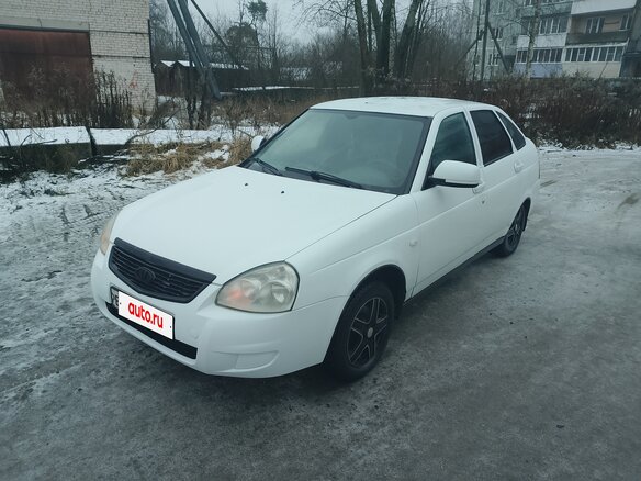 2011 Lada (ВАЗ) Priora I, белый, 310000 рублей - вид 5