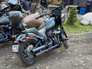 2019 Harley-Davidson Street Bob, зелёный, 1300000 рублей, вид 4