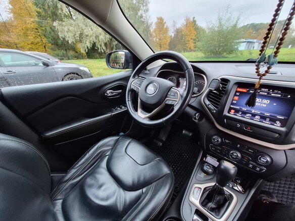 2014 Jeep Cherokee V (KL), синий, 1850000 рублей - вид 9