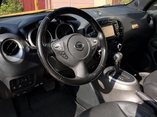 2017 Nissan Juke I Рестайлинг, жёлтый, 1430000 рублей, вид 5