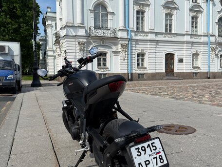 2022 Triumph Trident 660, чёрный, 900000 рублей, вид 3