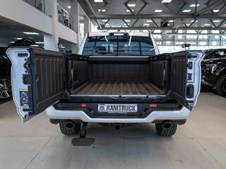 2026 Ram 1500 Crew Cab V Рестайлинг, серебристый, 9669666 рублей, вид 2