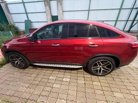 2015 Mercedes-Benz GLE Coupe 400 I (C292), красный, 4000000 рублей, вид 4
