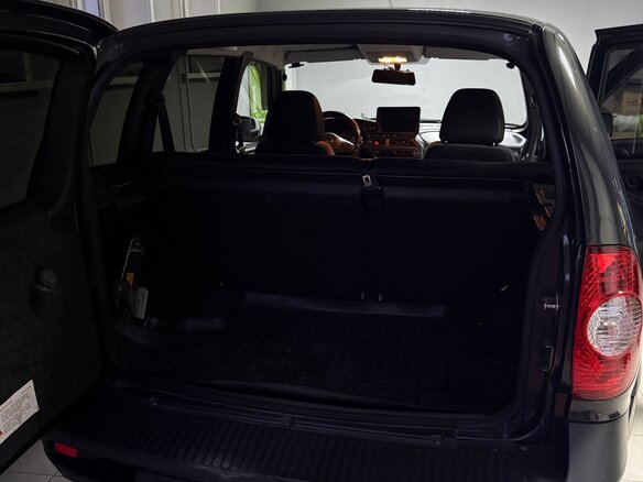 2013 Chevrolet Niva I Рестайлинг, коричневый, 600000 рублей - вид 7
