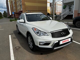 2017 Infiniti QX50 I Рестайлинг, белый, 2500000 рублей, вид 4