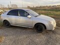 2005 Kia Cerato I, серебристый, 365000 рублей