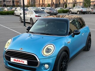 2019 Mini Hatch Cooper III (F55/F56) Рестайлинг, синий, 1920000 рублей, вид 1