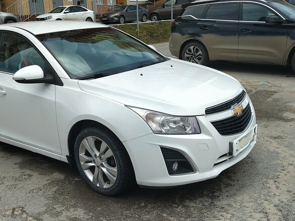 2013 Chevrolet Cruze I Рестайлинг, белый, 1000000 рублей