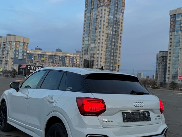 2022 Audi Q2 35 TFSI I Рестайлинг, белый - вид 6