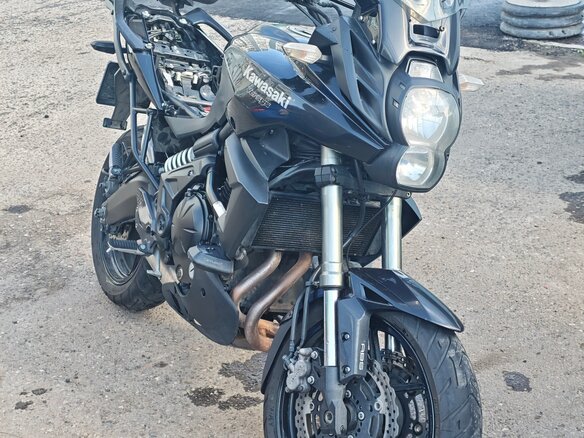 2012 Kawasaki Versys 650, чёрный - вид 4