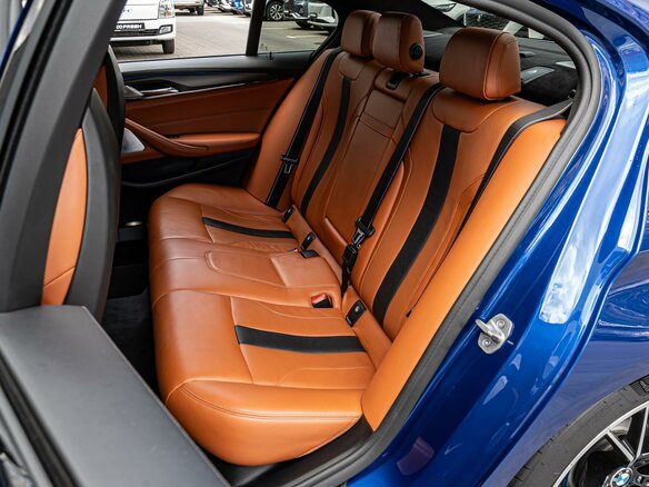 2019 BMW M5 Competition VI (F90), синий, 8380000 рублей - вид 17