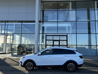 2024 Lada (ВАЗ) Vesta SW Cross I Рестайлинг (NG), белый, 1355000 рублей, вид 2