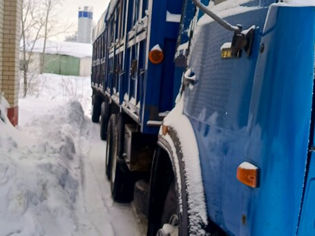 1981 КамАЗ 53215, синий, 2000000 рублей, вид 2