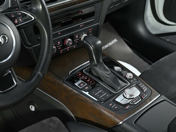 2015 Audi A6 IV (C7) Рестайлинг, белый - вид 7