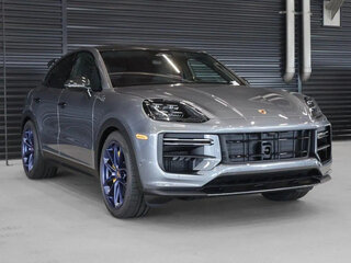 2026 Porsche Cayenne Turbo GT Coupé III Рестайлинг, серый, 36990088 рублей, вид 2